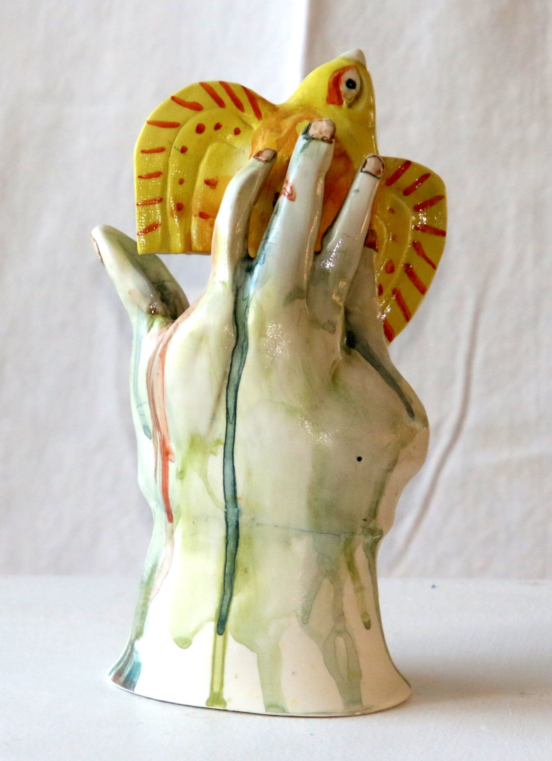 26-08. "Keeping my precius", skulptur